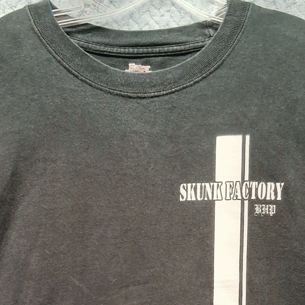 Hanes Beefy-T Skunk Factory BHP Graphic T-Shirt Black Mens 2XL Heavyweight Tee